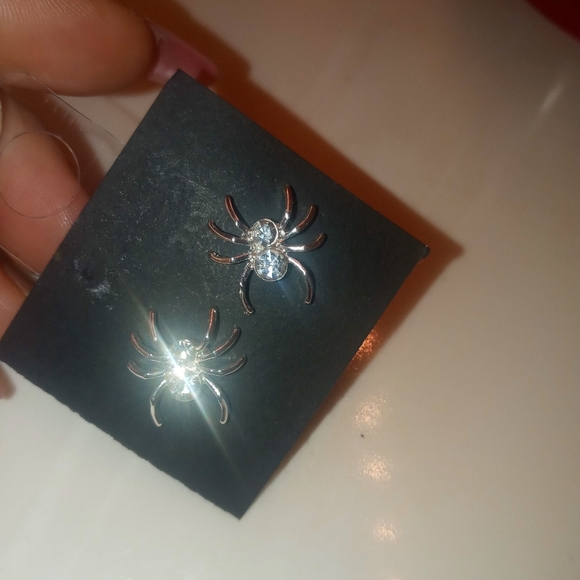 Spider earrings